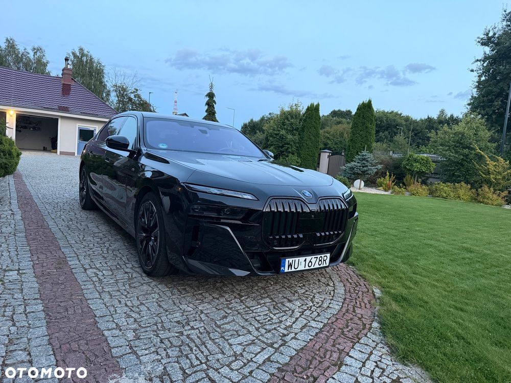 BMW Seria 7 - 5