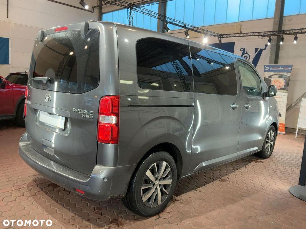 Toyota Proace 2022 photo 2