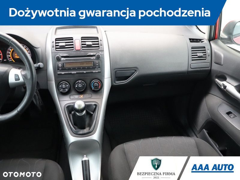 Toyota Auris - 10