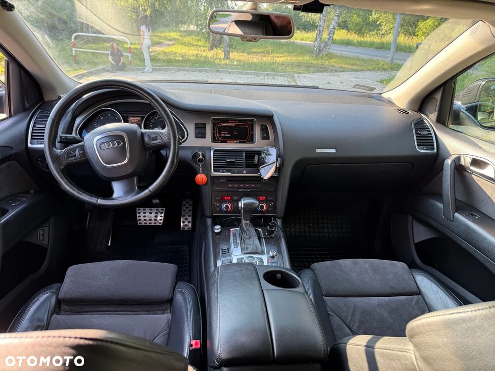 Audi Q7 3.0 TDI Quattro Tiptronic - 4