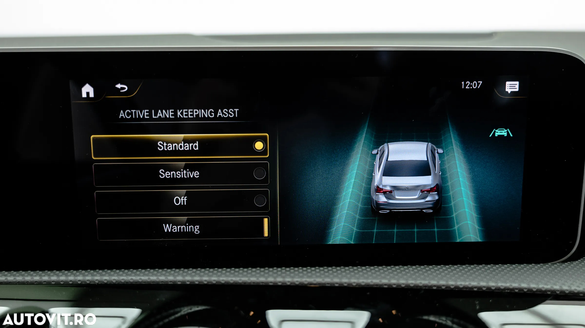 Mercedes-Benz A 180 7G-DCT Edition AMG Line - 38