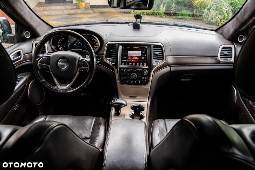 Jeep Grand Cherokee 3.0 CRD Overland Summit - 31