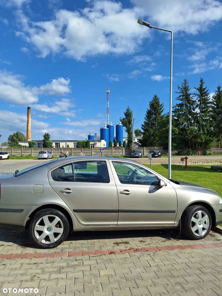 Skoda Octavia II Ambiente - 3