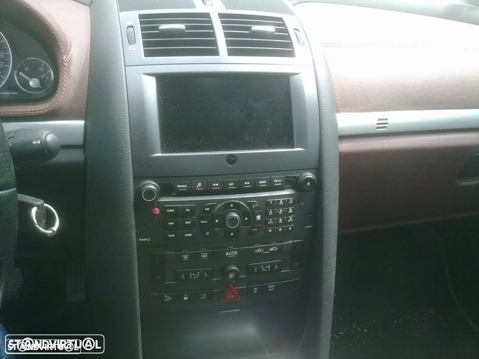 Traseira / Frente /Interior Peugeot 407 Coupe - 2