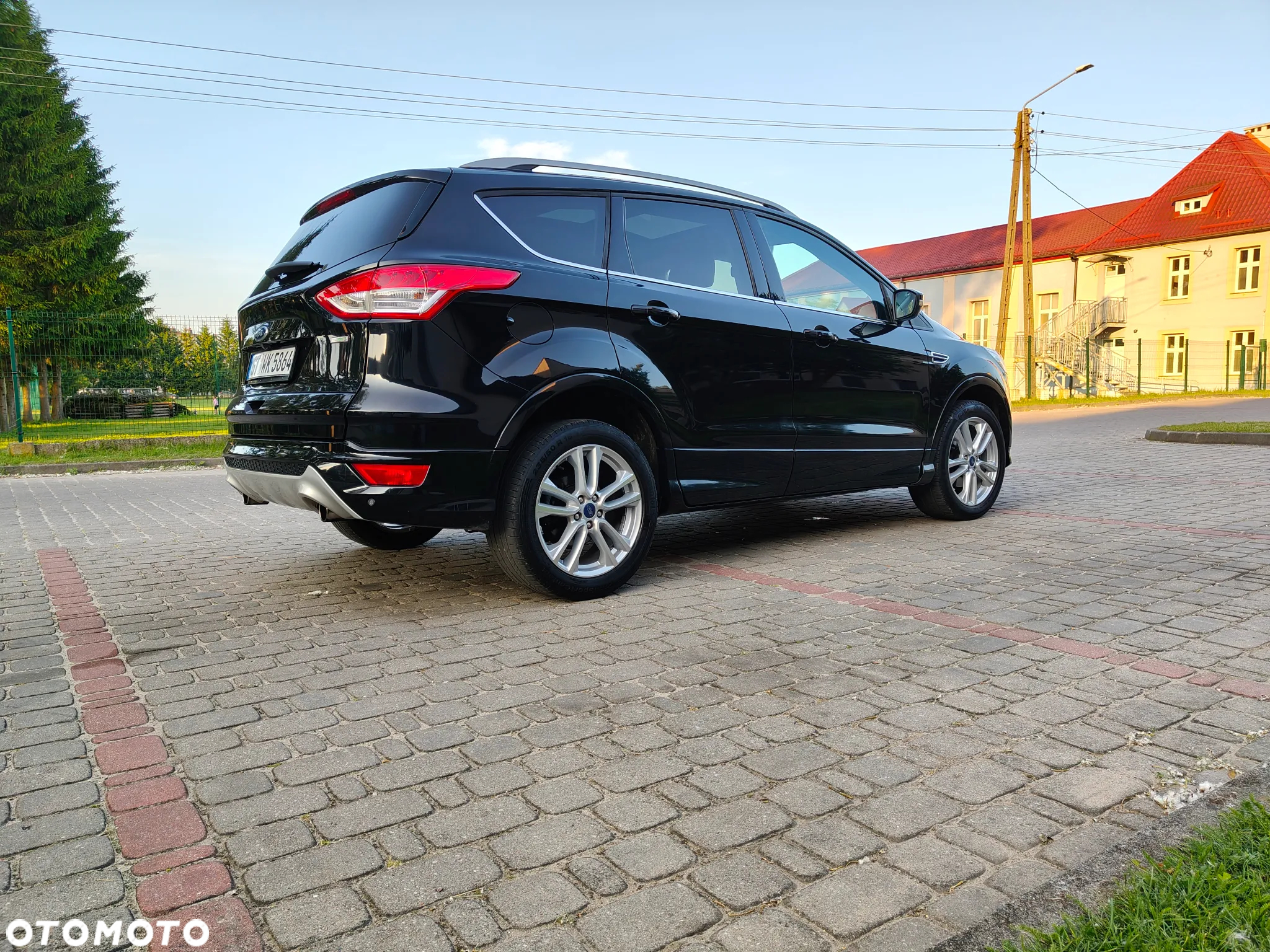 Ford Kuga 1.5 EcoBoost 2x4 Individual - 6