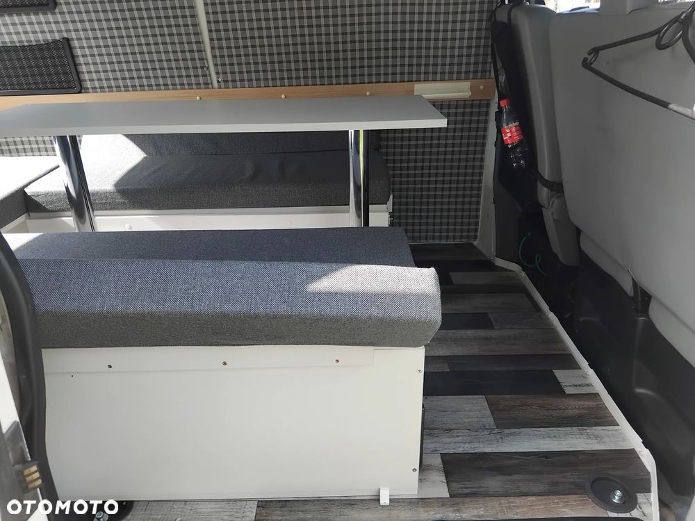 Volkswagen Transporter - 26