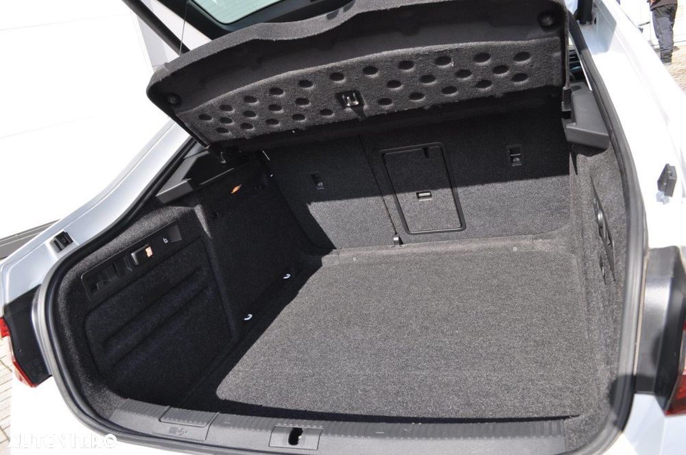 Skoda Superb 2.0 TDI DSG 4X4 Laurin & Klement - 39