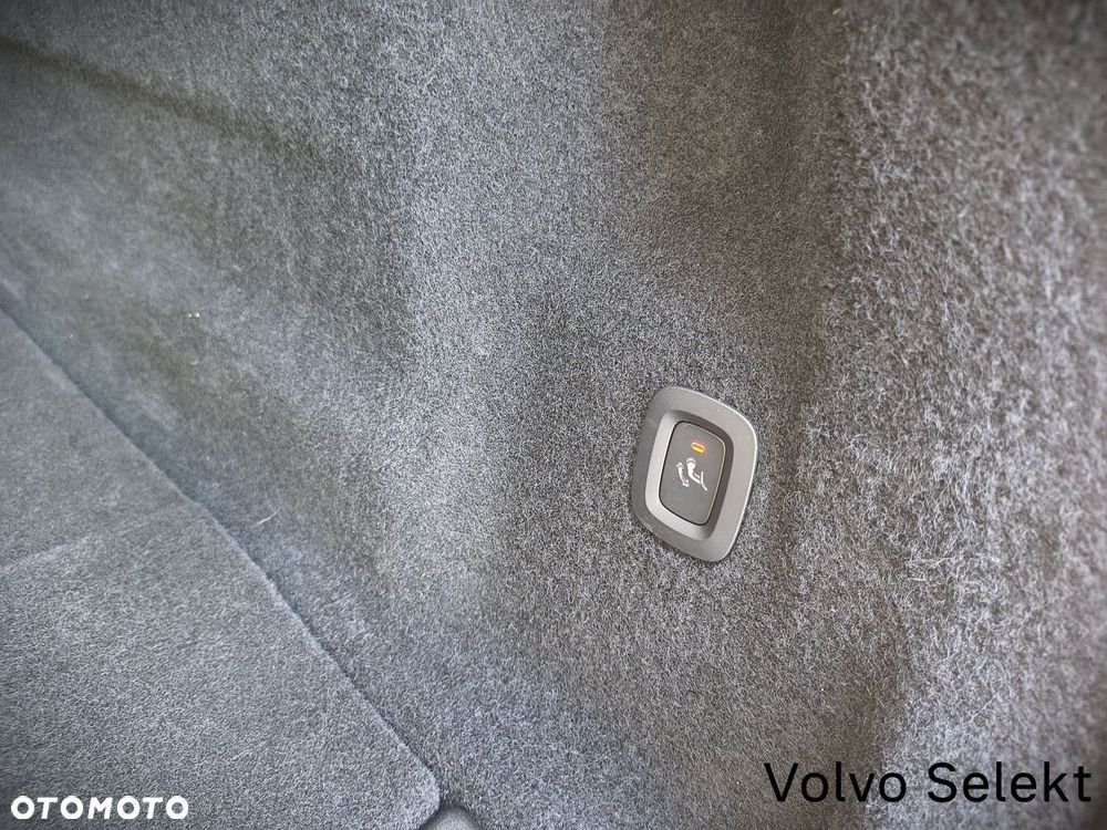 Volvo XC 60 - 32