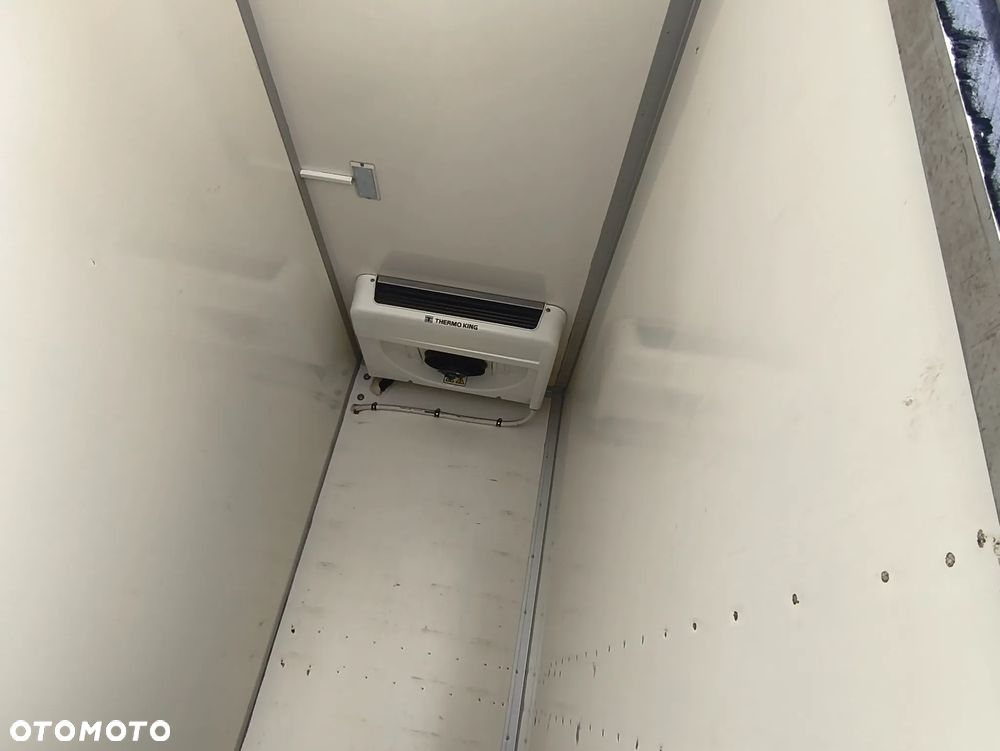 Iveco Daily 50C18 CHŁODNIA AGREGAT silnik 3,0 L - 18