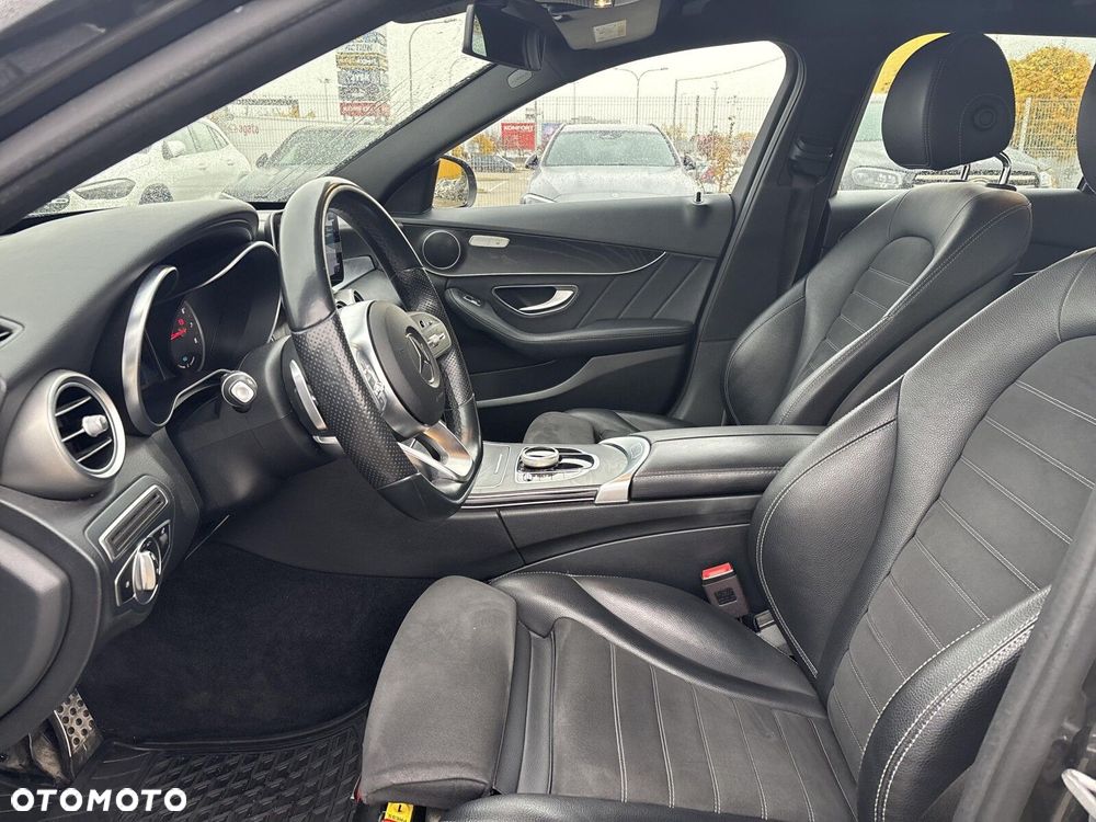 Mercedes-Benz Klasa C 200 4MATIC 9G-TRONIC - 17