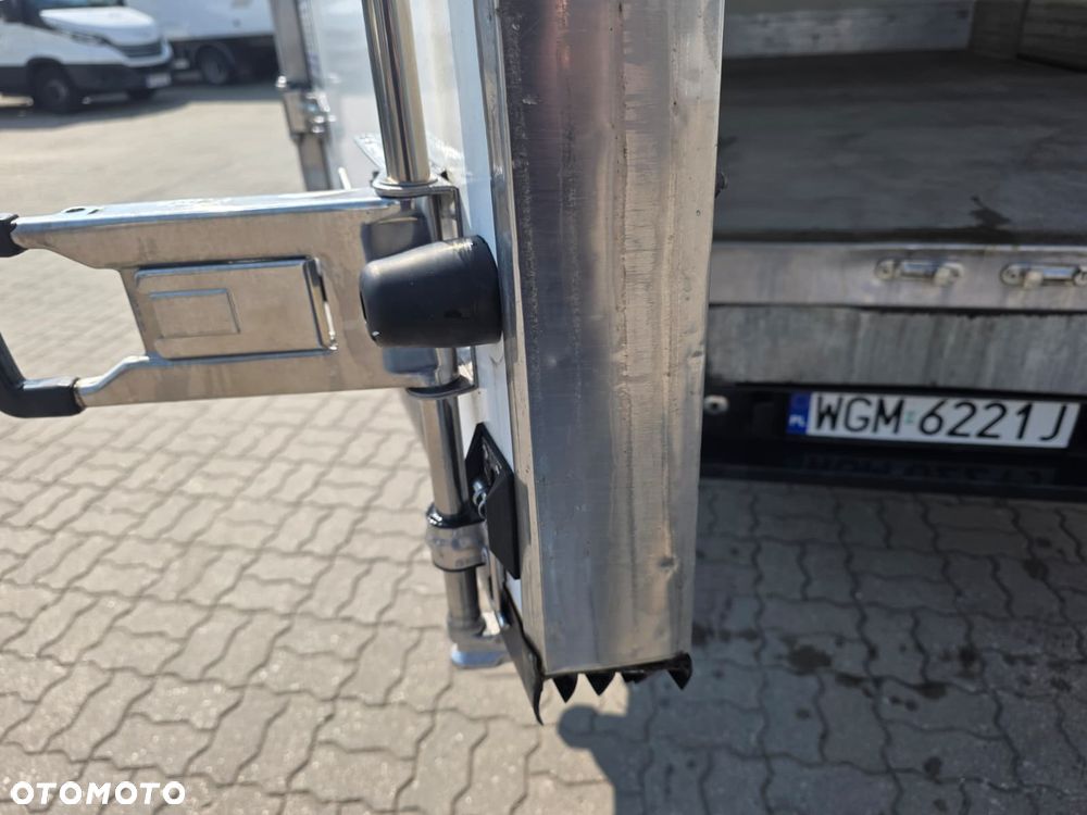 Iveco 50C18 Chłodnia Mroźnia Izoterma ! 8EP + Zasilanie 230V Krajowy ! - 7