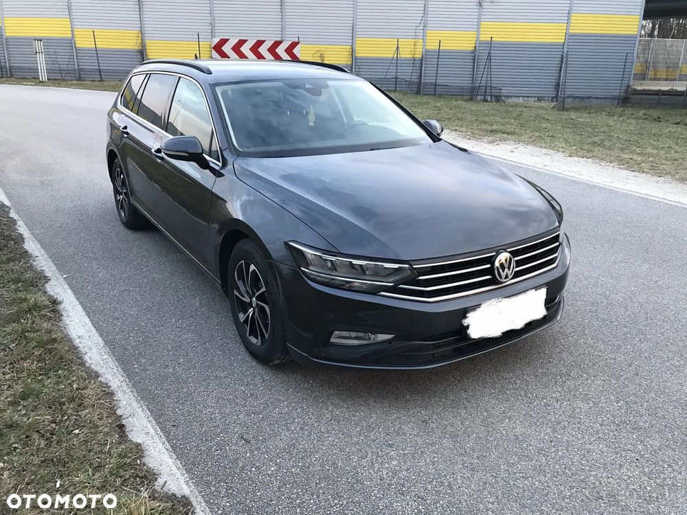 Volkswagen Passat 1.6 TDI SCR DSG Business - 4