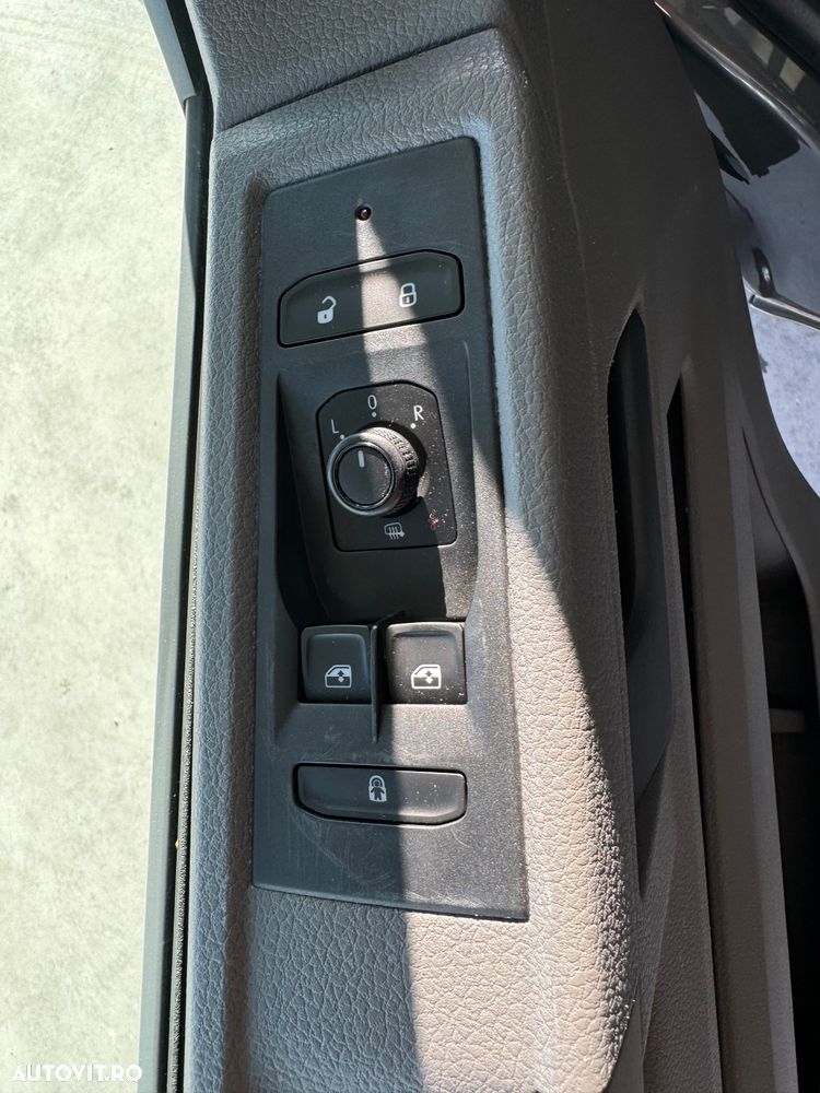 Volkswagen Transporter Caravelle T6.1 Kurz Comfortline - 17