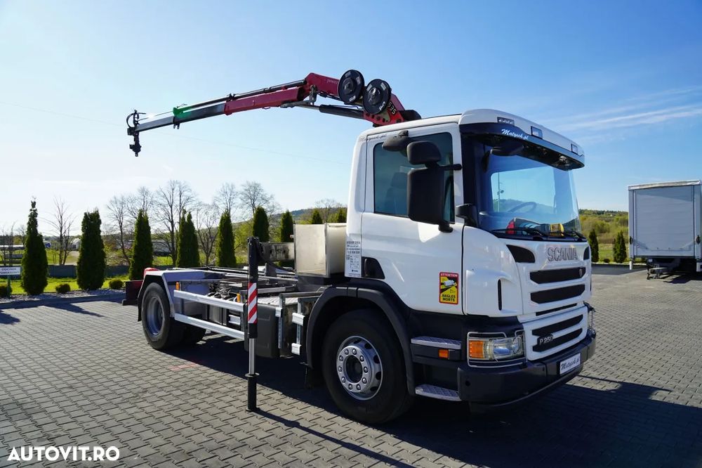 Scania P 250 / 4X2 / CILINDRU BASCULABIL / + HDS HMF 635 K2 / EXTENSIE MAXIMĂ 7 M / RADIOCOMANDĂ / ROTARE / EURO 6 - 8