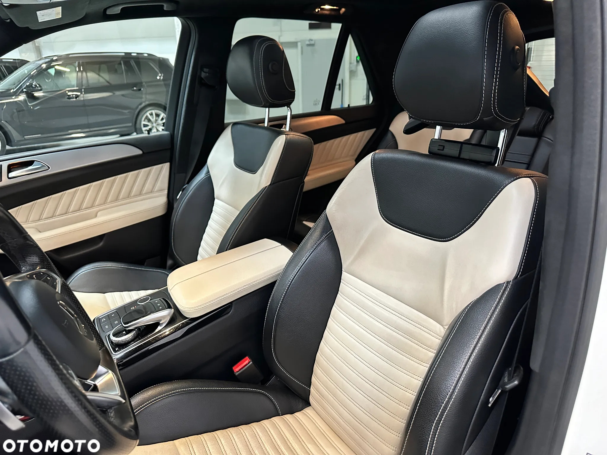 Mercedes-Benz GLE 350 d 4-Matic - 14