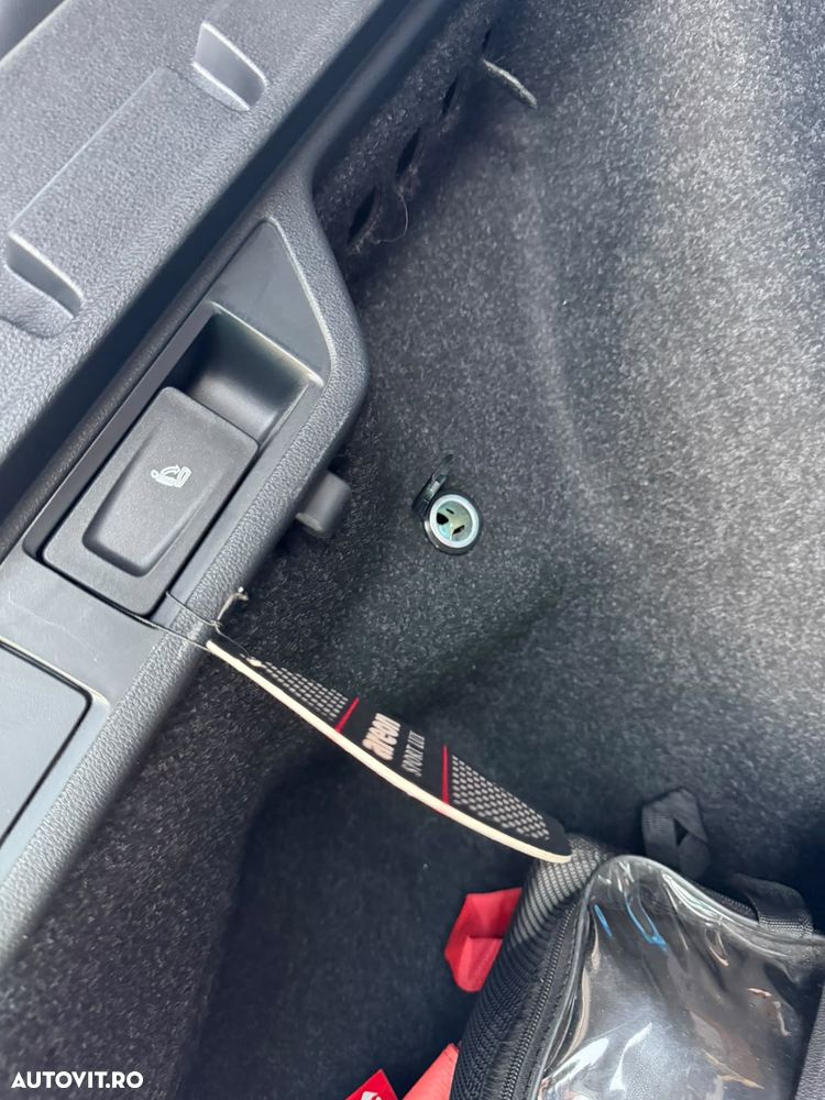 Skoda Octavia RS 2.0 TSI DSG - 32