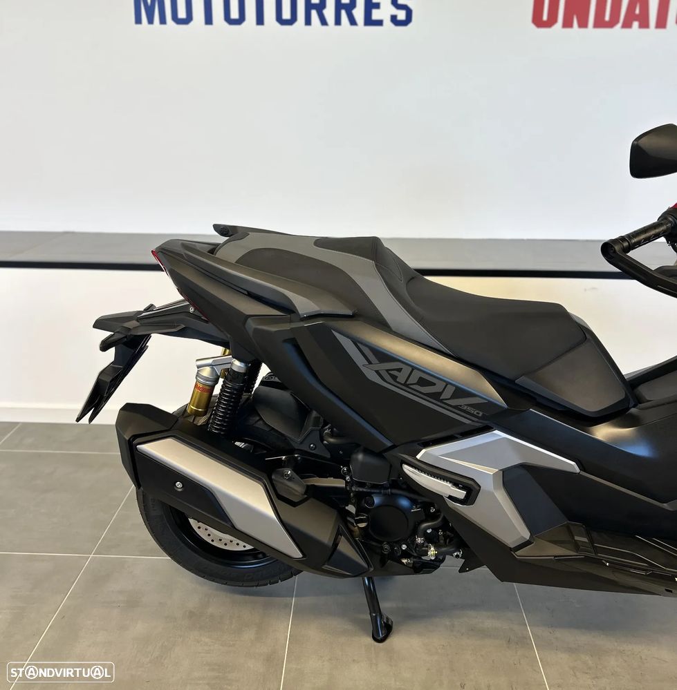Honda ADV 350 SE - 2
