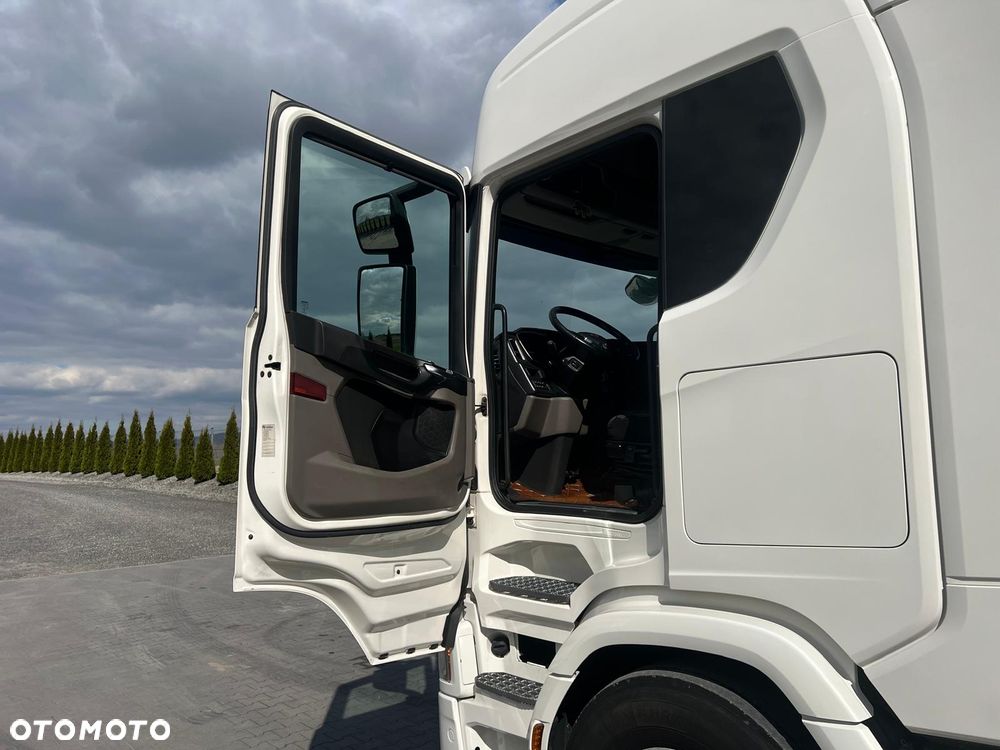 Scania R450 / ACC / WYSOKA KABINA / RETARDER / KLIMA POSTOJOWA / ZABUDOWY / 2020 / SUPER STAN - 15
