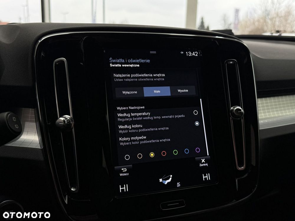 Volvo XC 40 - 37