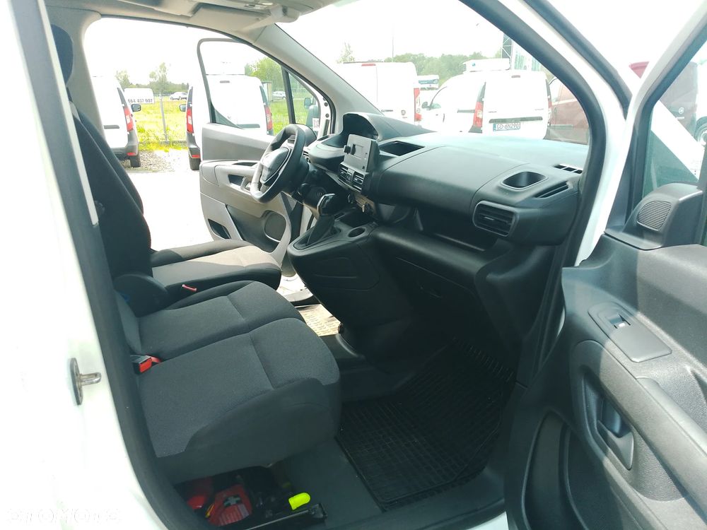 Toyota Proace L2 Partner Berlingo Combo Doblo L2 Izoterma Chłodnia Salon PL półka Inox 3 osoby - 19
