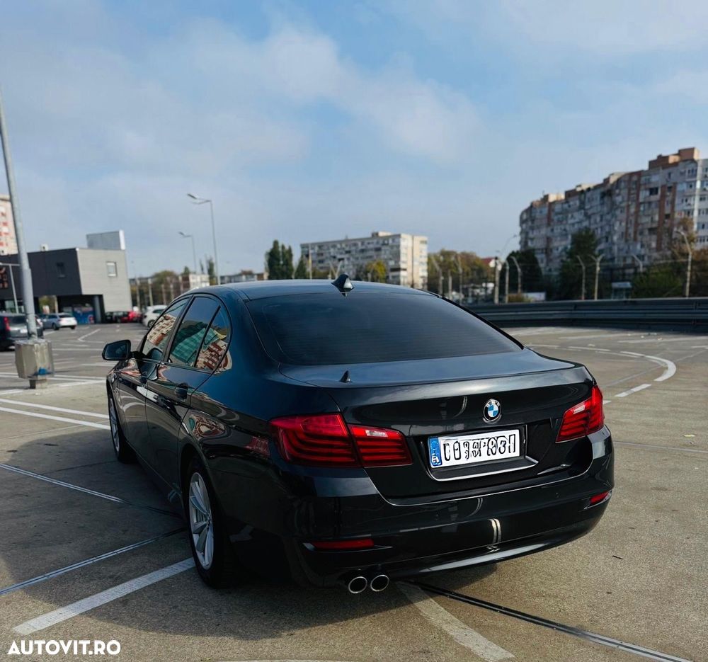 BMW Seria 5 525d xDrive Sport-Aut. Luxury Line - 2