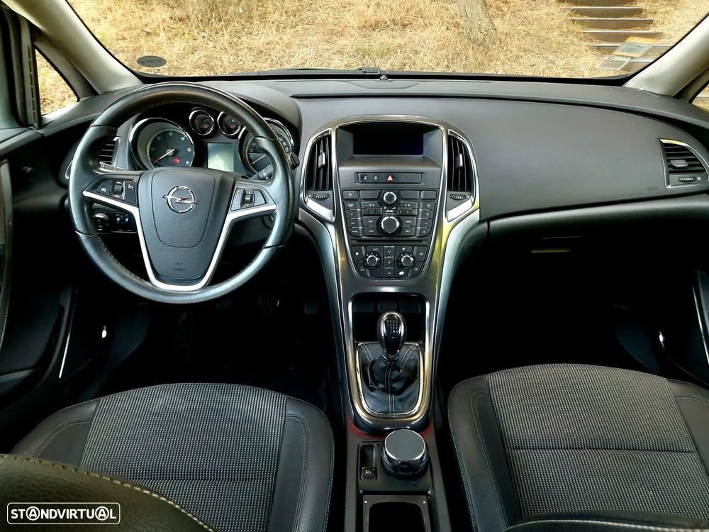 Opel Astra 1.7 CDTI Cosmo - 6