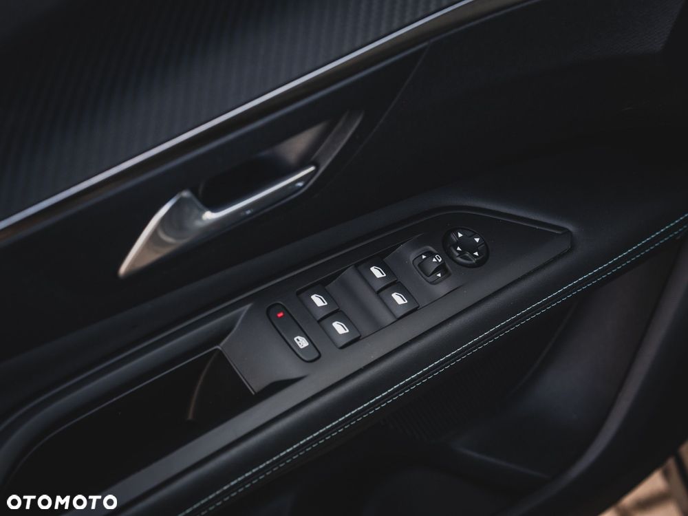 Peugeot 3008 Hybrid4 300 e-EAT8 Allure - 20