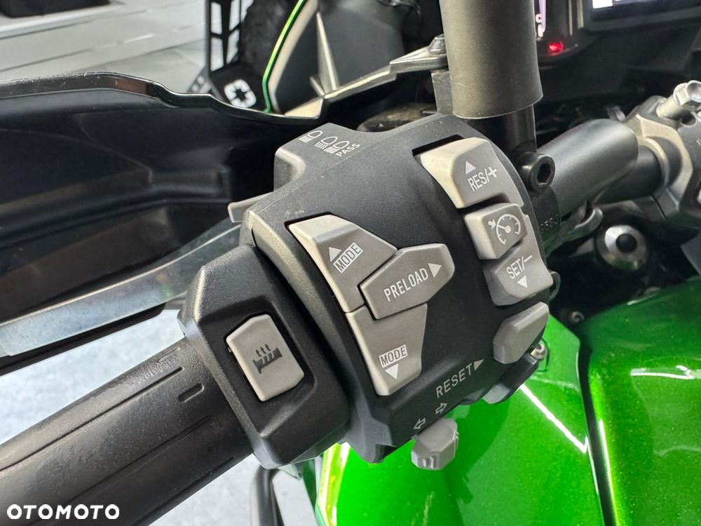 Kawasaki Versys 1000 - 16