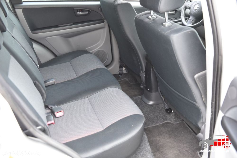 Suzuki SX4 - 21
