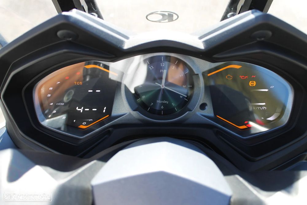 Kymco AK Premium - 28