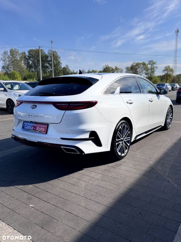 Kia ProCeed - 9