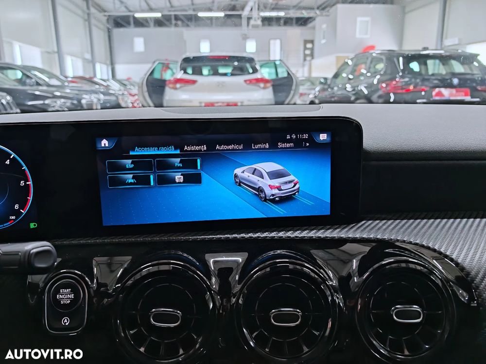 Mercedes-Benz A 180 d Sedan 7G-DCT - 13