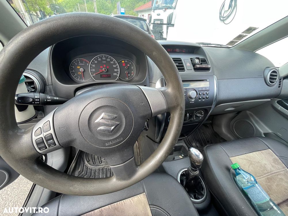 Suzuki SX4 1.5L GS - 7