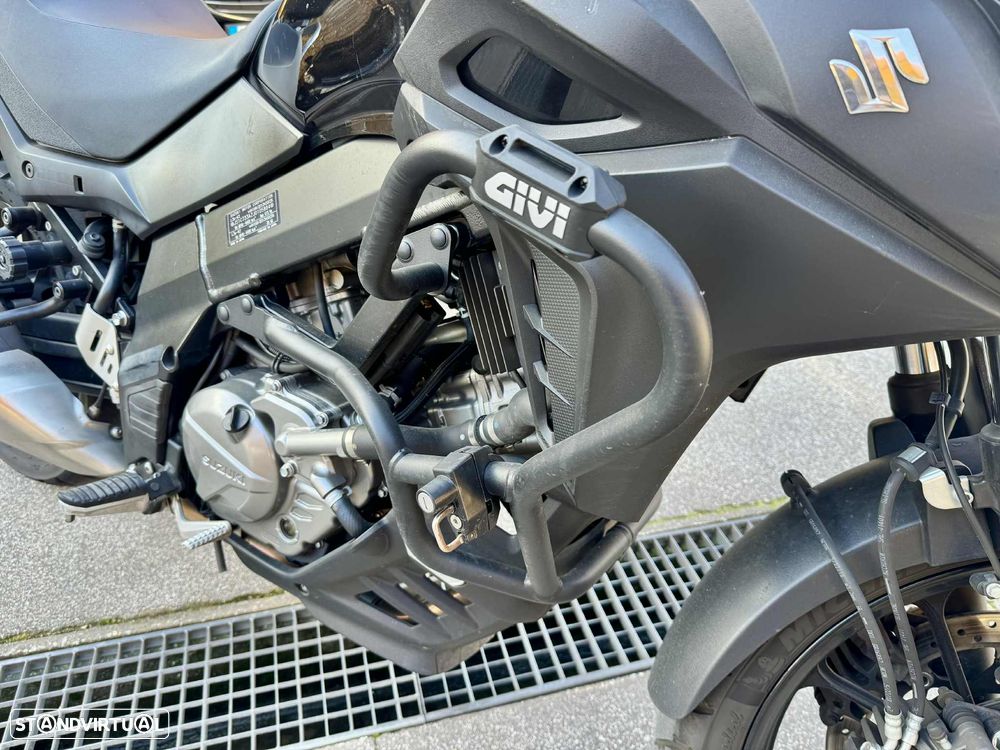 Suzuki V XT - 4