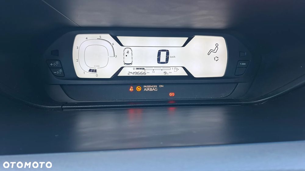 Citroën C4 Picasso 1.6 BlueHDi MoreLife S&S - 17
