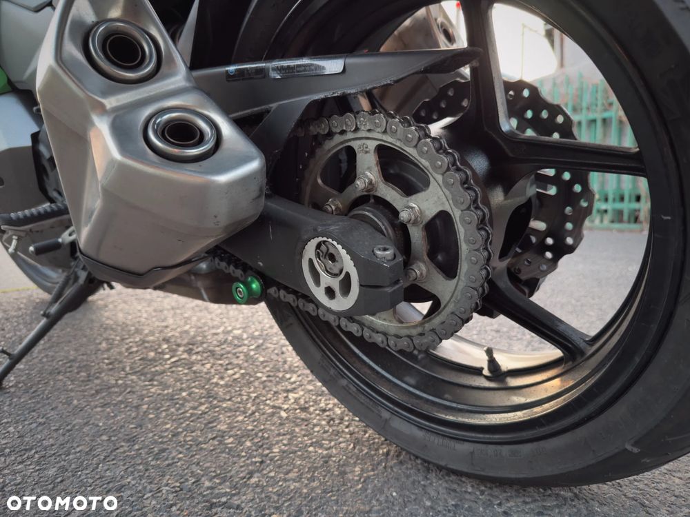 Kawasaki Ninja 1000 SX - 17