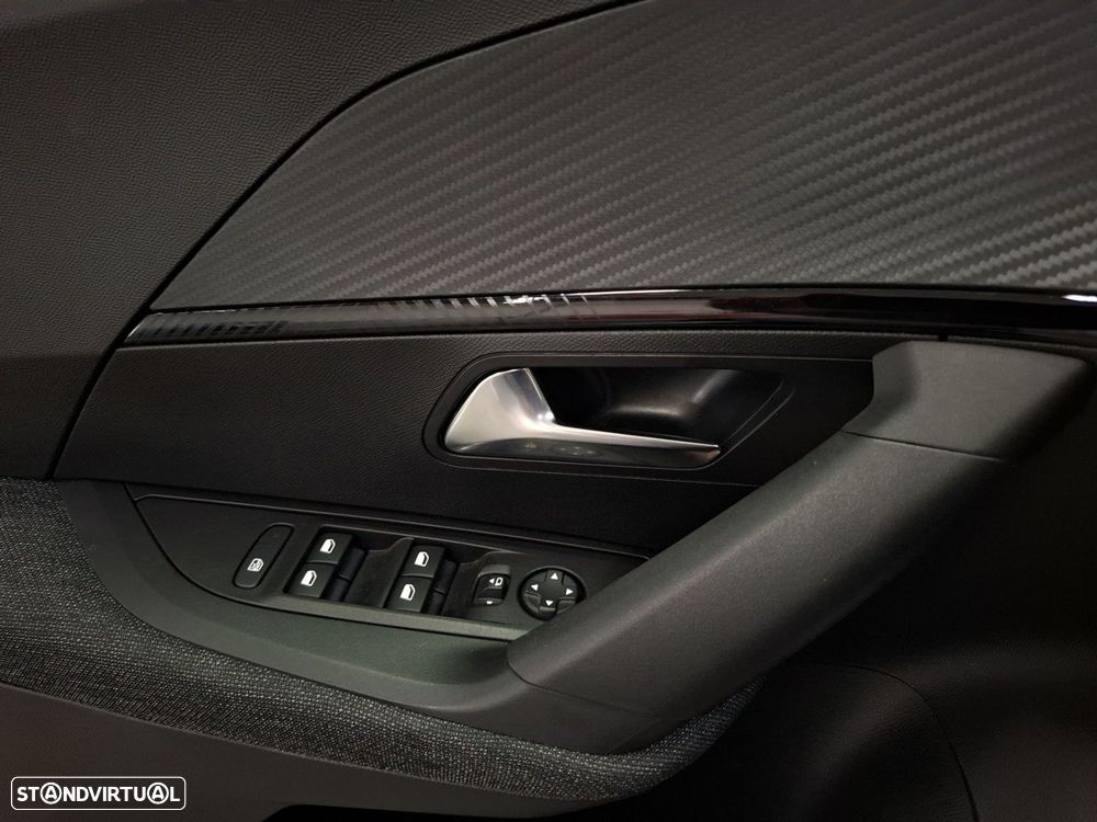 Peugeot 2008 1.2 PureTech Style — fotografia 21