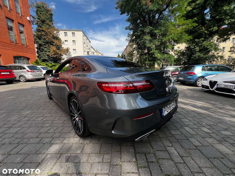 Mercedes-Benz Klasa E 300 9G-TRONIC - 7
