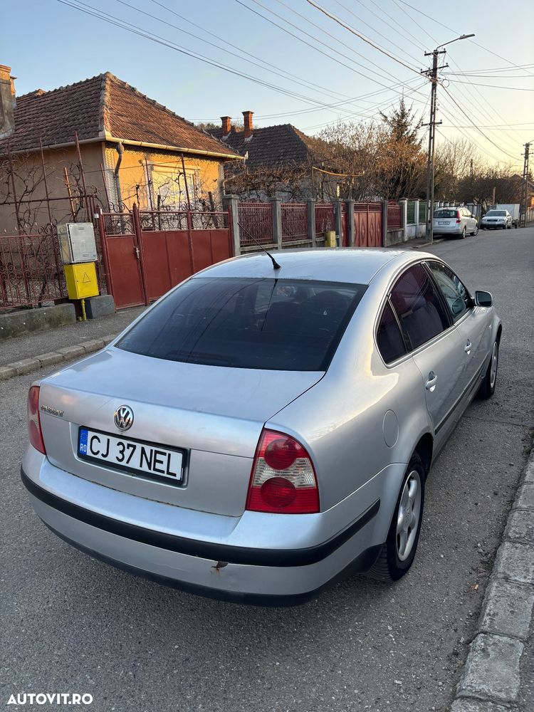 Volkswagen Passat Standard - 3