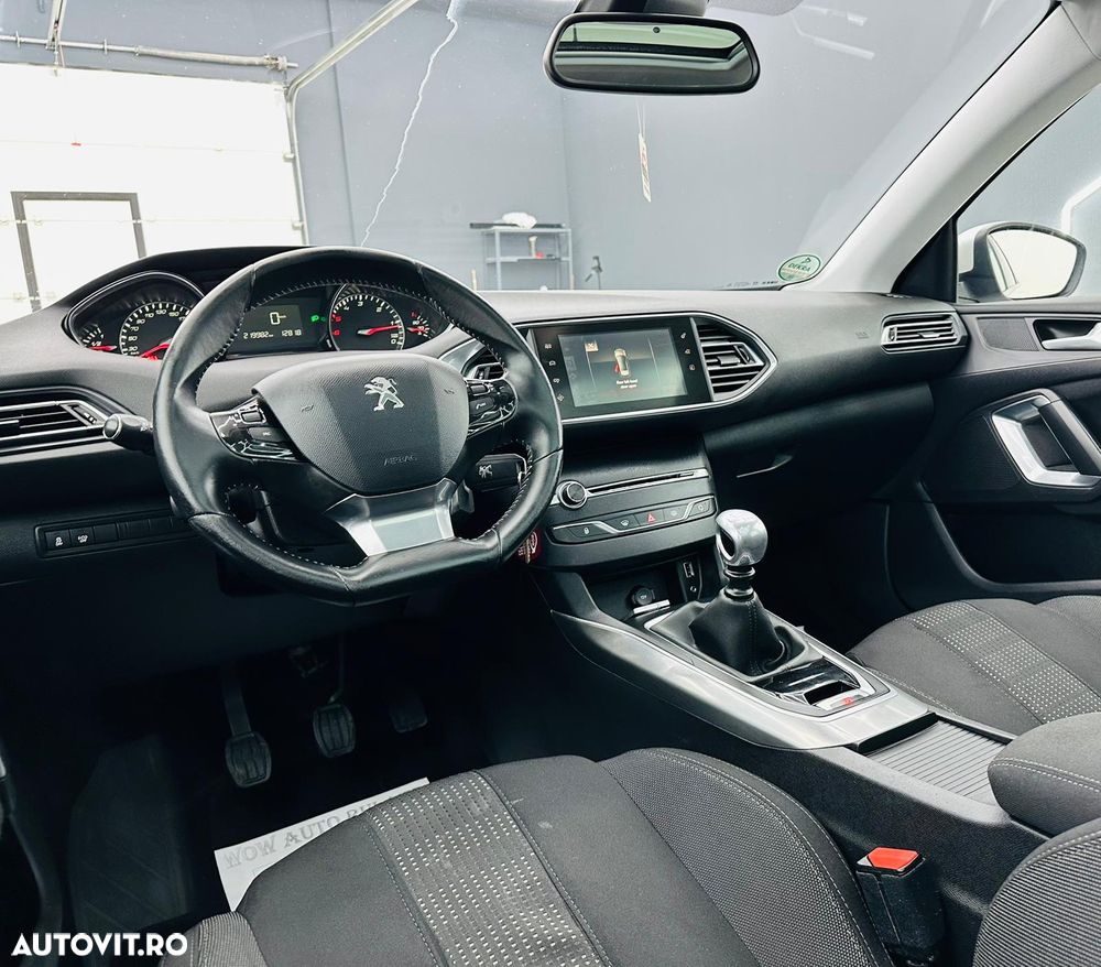 Peugeot 308 e-HDi 115 Stop & Start Allure - 21