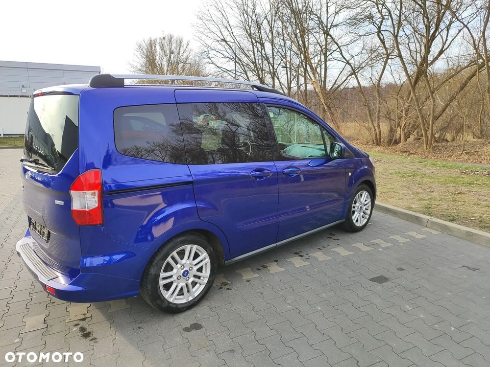 Ford Tourneo Courier 1.0 EcoBoost Titanium - 20