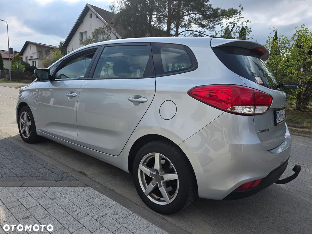 Kia Carens 1.6 GDI Edition 7 - 8