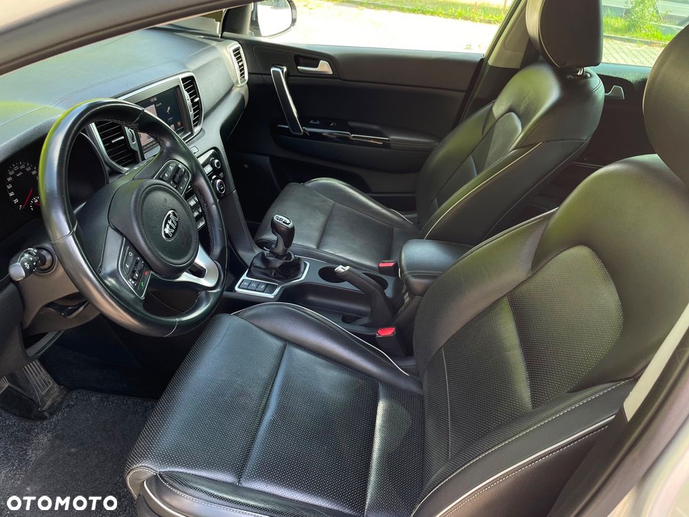 Kia Sportage 1.6 GDI 2WD Dream-Team Edition - 11