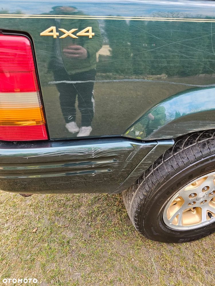 Jeep Grand Cherokee - 28