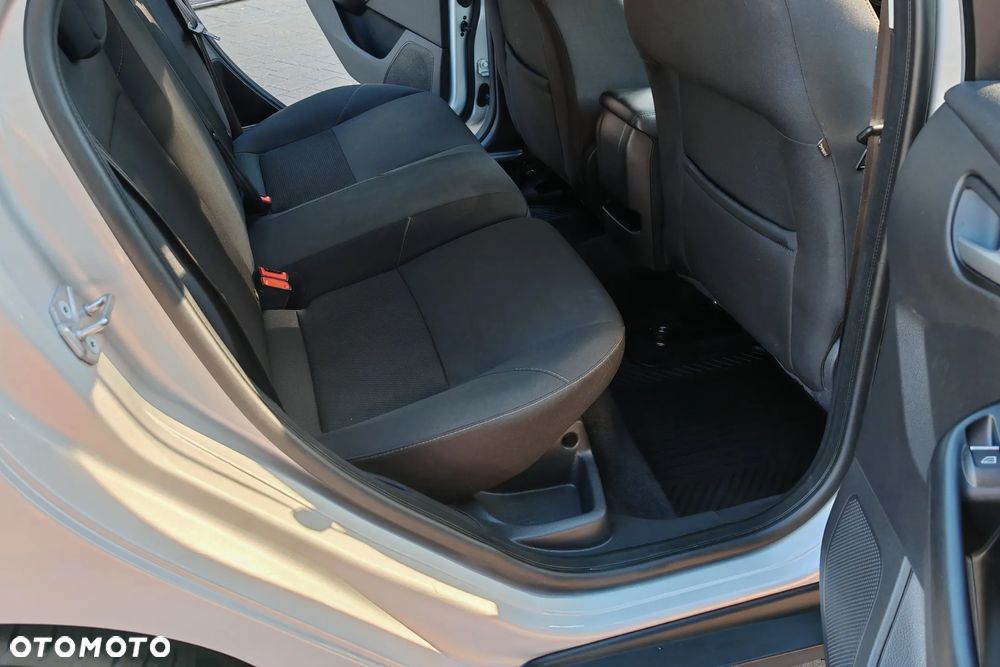 Ford Focus 1.0 EcoBoost Titanium - 11