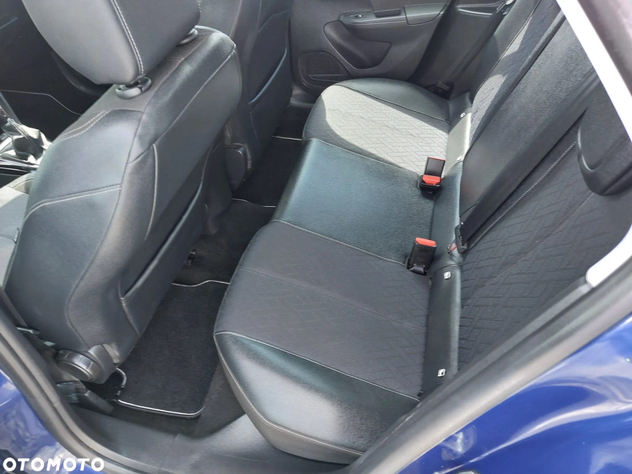 Opel Corsa 1.2 Elegance S&S - 16