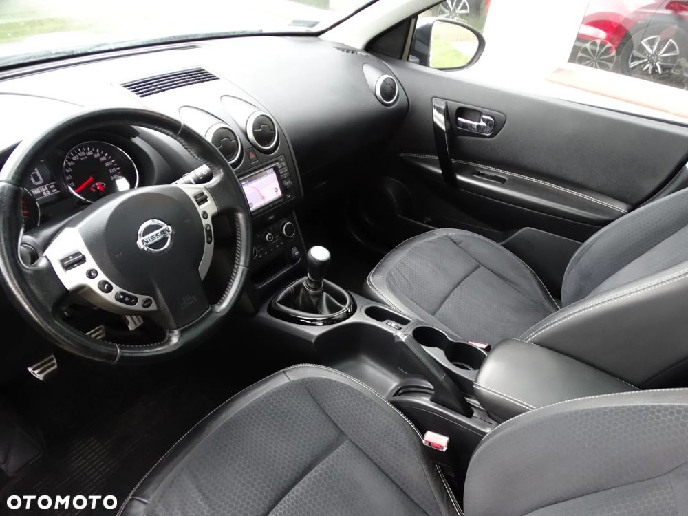 Nissan Qashqai+2 - 10