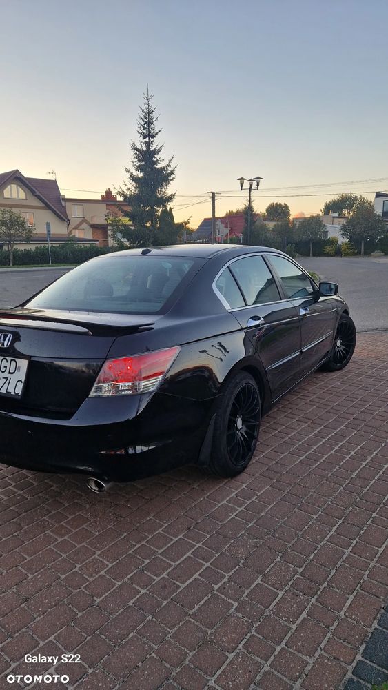 Honda Accord - 4