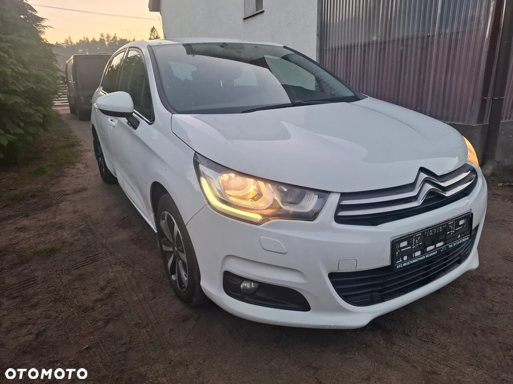 Citroën C4 BlueHDi 120 Stop&Start Selection - 1