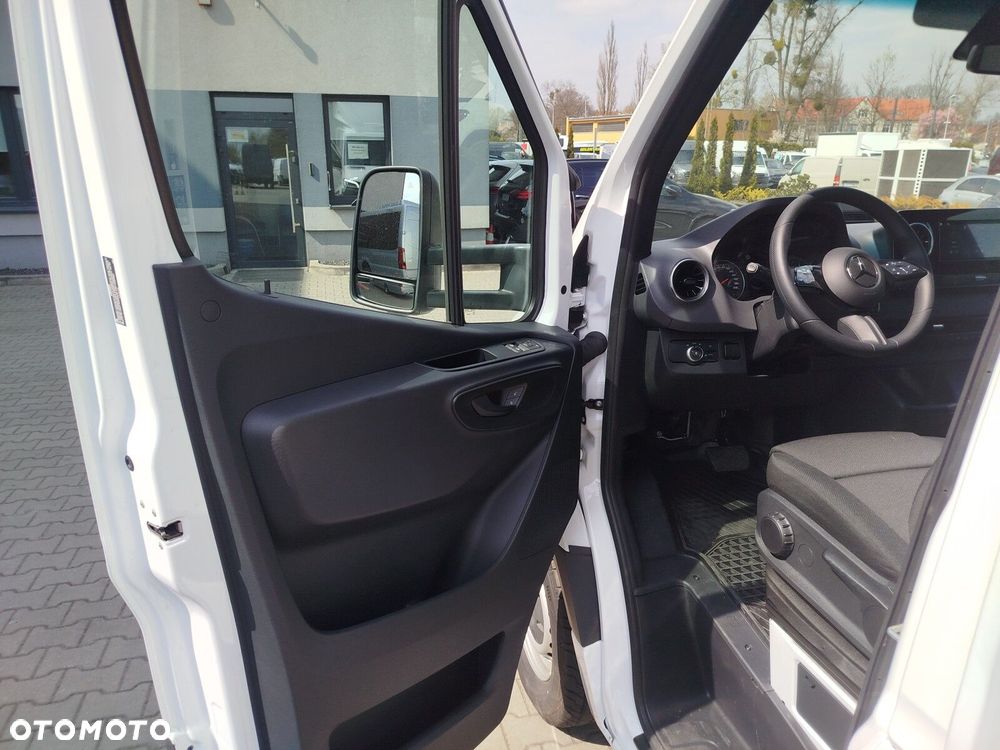 Mercedes-Benz Sprinter 317 CDI - 10